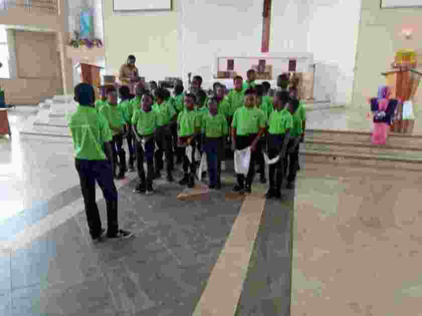CAROL'S DAY SERVICE