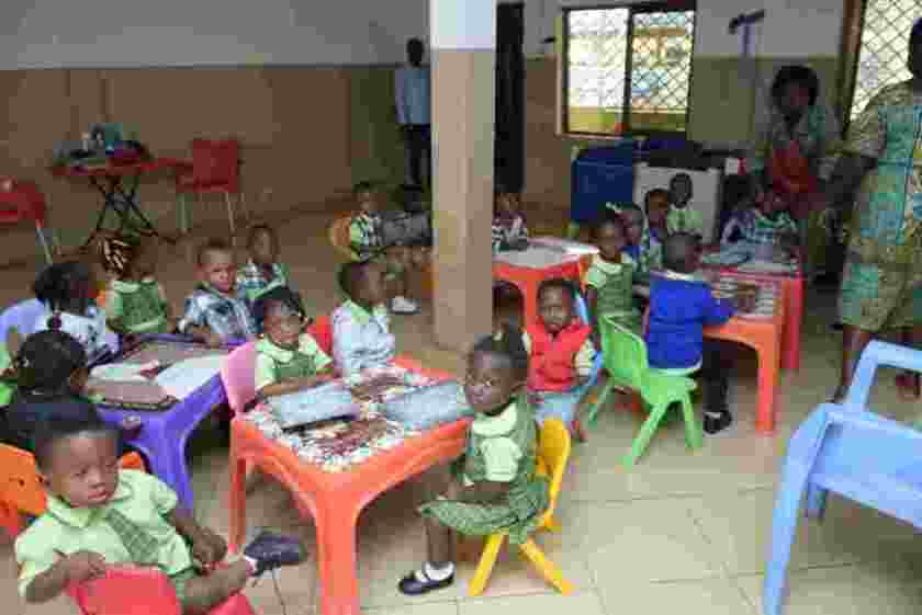 CRECHE